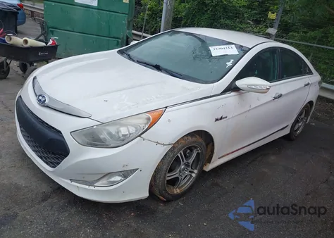 2012 Hyundai Sonata Hybrid z USA, uszkodzony, nr VIN KMHEC4A42CA059244